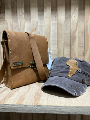 Picture of Side Bag With Cap (Combo)